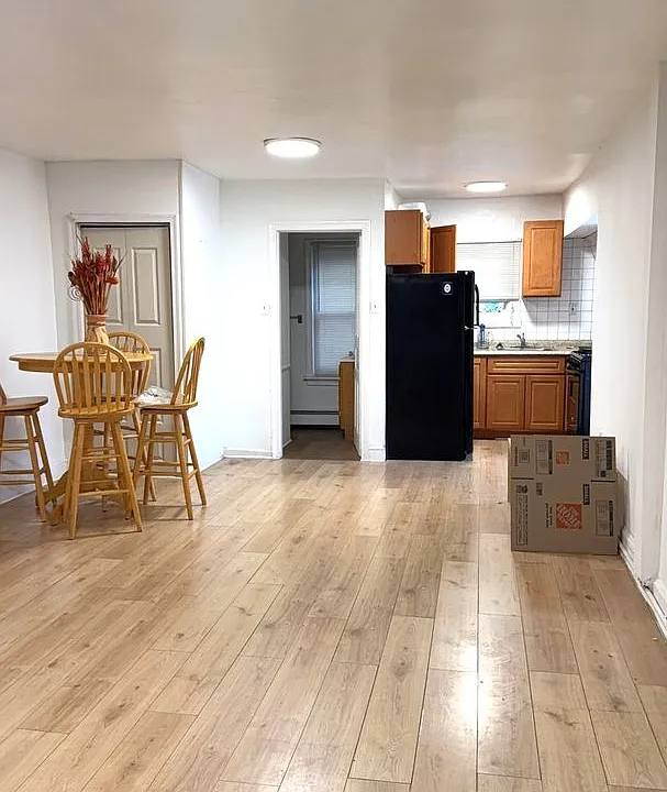 Mount Pleasant Ave W 134