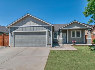 20076 Mount Hope Ln, Bend, OR 97702