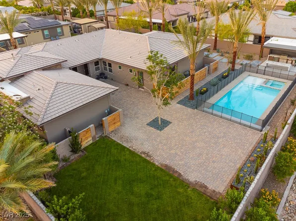 6110 Pebble Glen Ct, Las Vegas, NV 89149