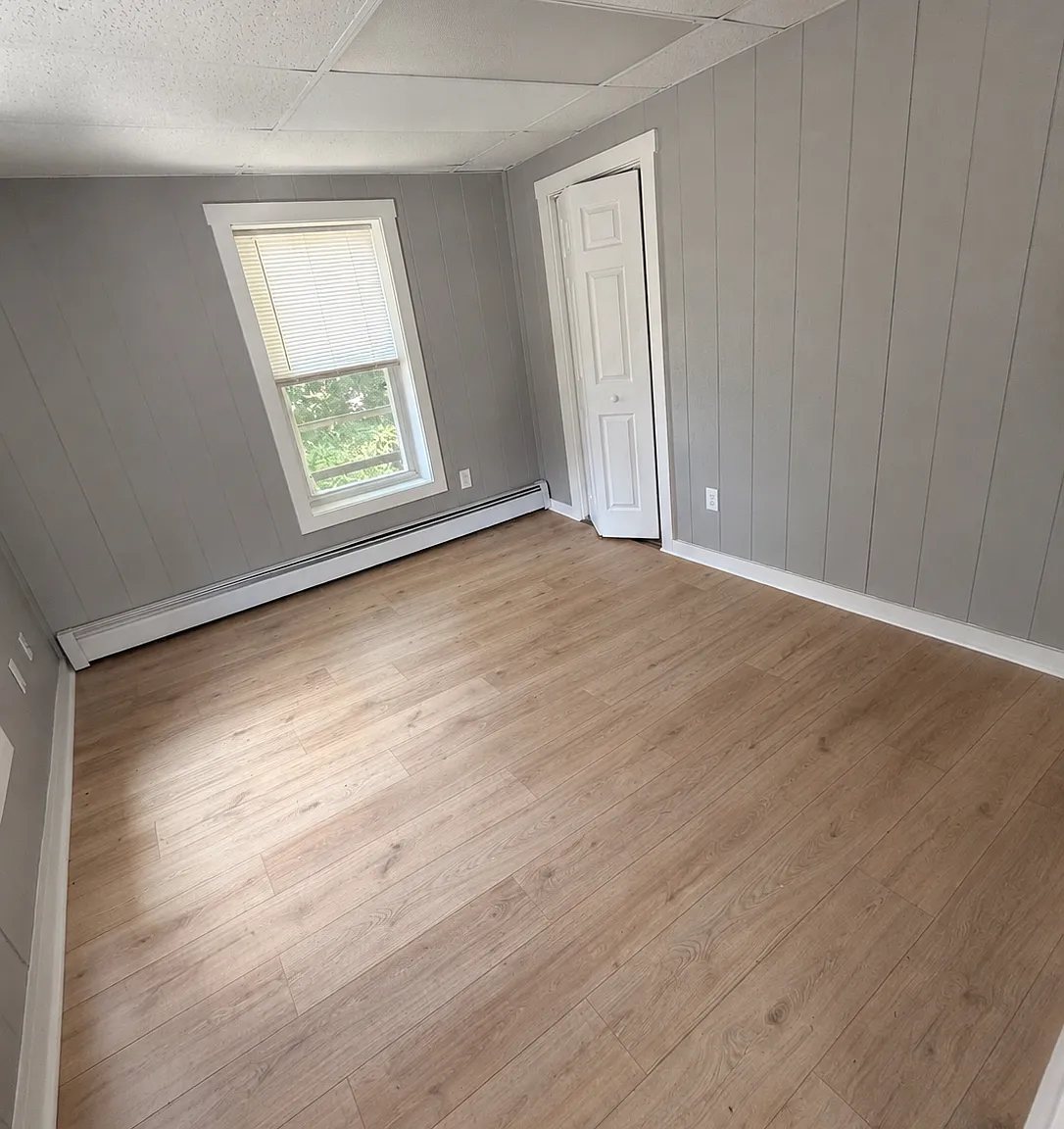 2 bed, $1,400 — Photo 4