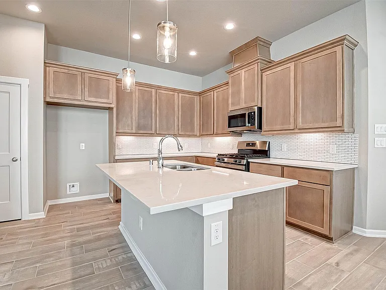 315 N Spotted Fern Dr — Photo 12