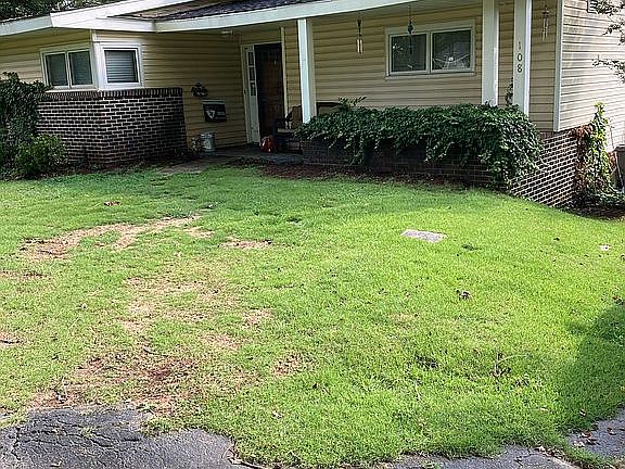 2nd image of 108 1st Ave