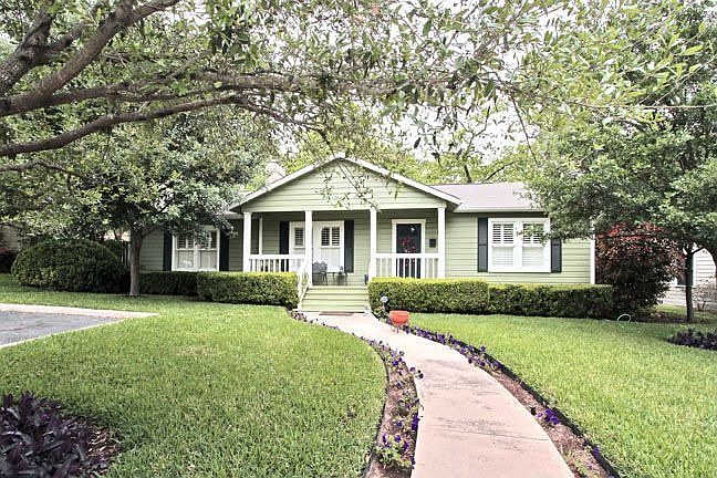 1st image of 267 Halcyon Pl