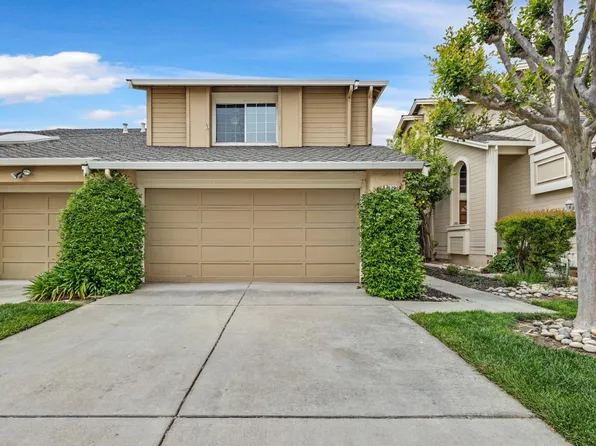 1520 Oxsen St, Pleasanton, CA 94566