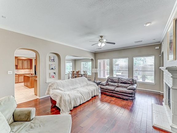 3rd image of 20722 Windrose Bend Dr