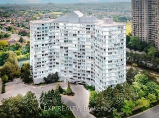 50 Kingsbridge Garden Cir #106, Mississauga, ON