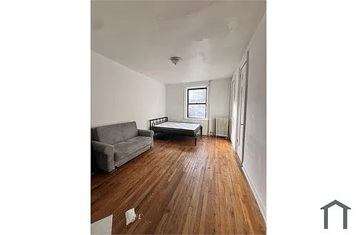 868 Faile St #3 Photo 1