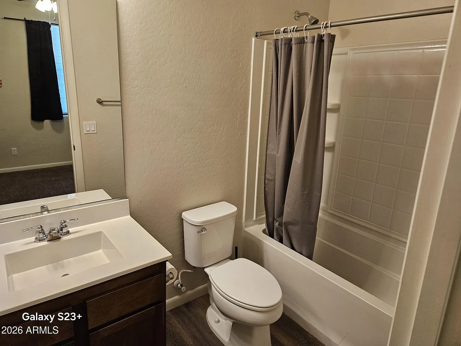 3 bed, 3.5 bath, 1582 sqft, $2,700 — Photo 4