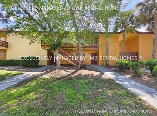 1035 Arco Dr APT 8, Jacksonville, FL 32211