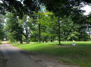 2045 Q Dr S, Athens, MI 49011