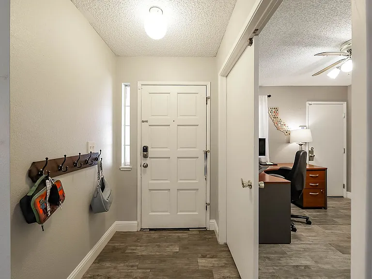 7921 Cold Spray Ct — Photo 5