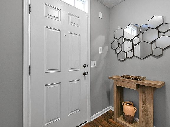 2nd image of 5588 Bow Falls Blvd