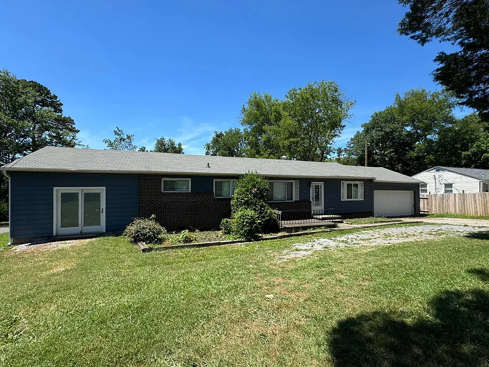505 Cedar Ln
