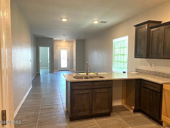 4th image of 14915 Pebble Hills Blvd