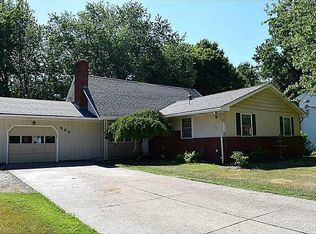 530 Cunningham Dr, Erie, PA 16511