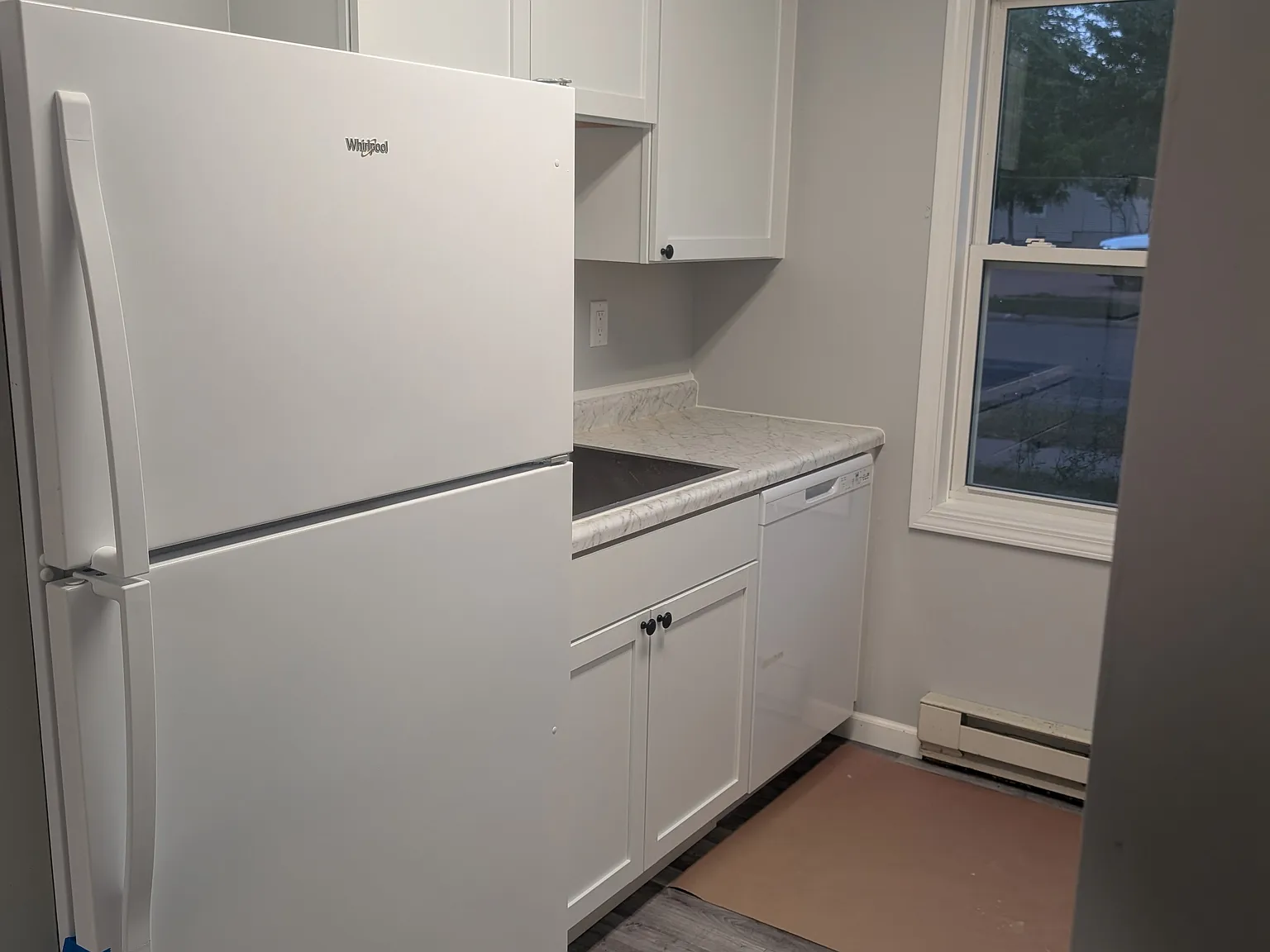 1 bed, 600 sqft, $1,000 — Photo 3