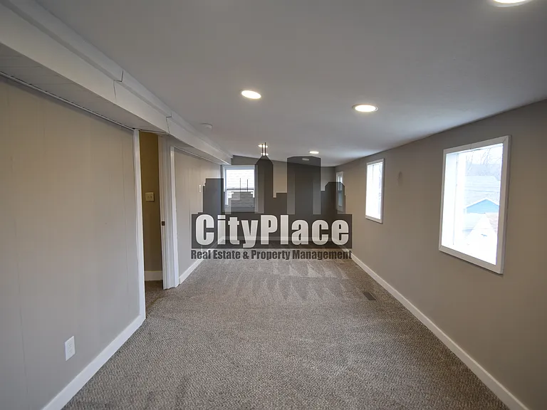 1548 Lexington Ave — Photo 27
