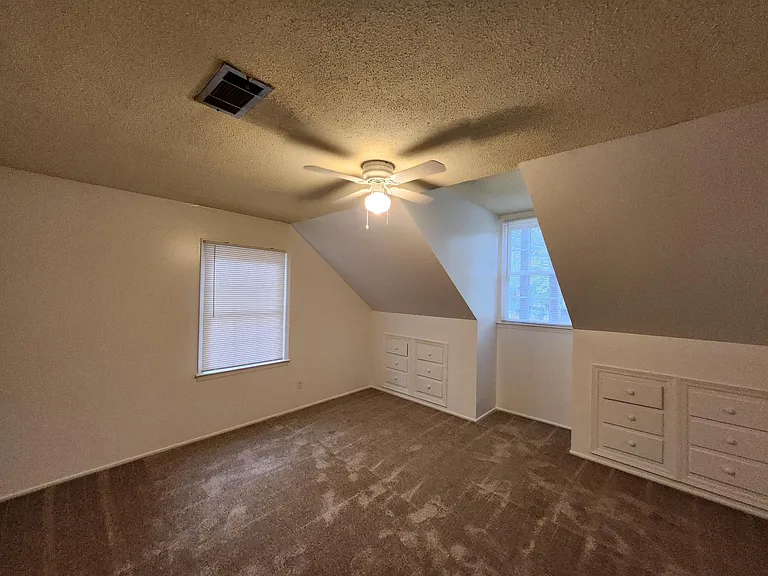 3602 Nassau Dr — Photo 14