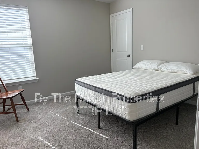 194 Spencer Cir — Photo 9
