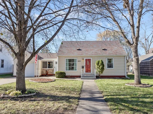 4521 Vera Cruz Ave N, Crystal, MN 55422