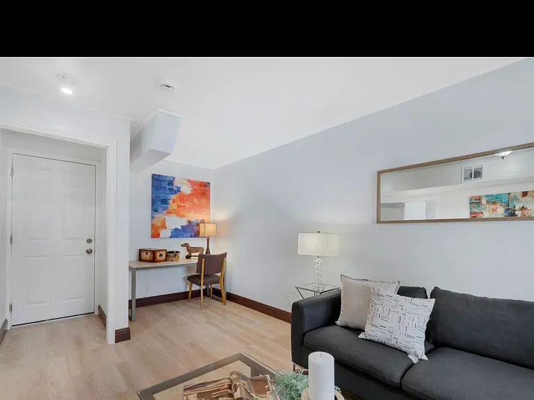 48 Parkview Ave — Photo 5