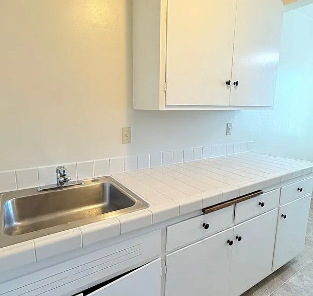 627 Dowling Blvd — Photo 9