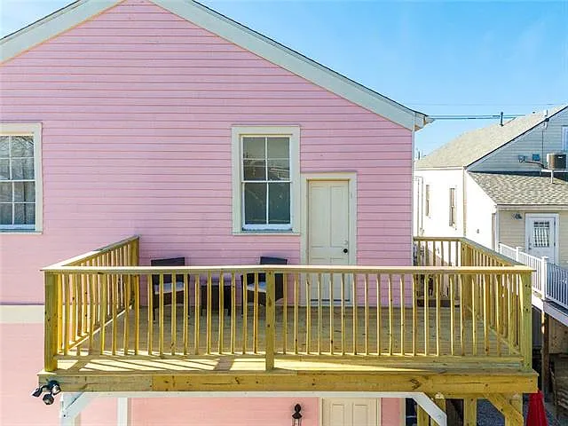 3027 Saint Claude Ave #B — Photo 3