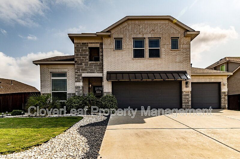 1st image of 1015 Slight St