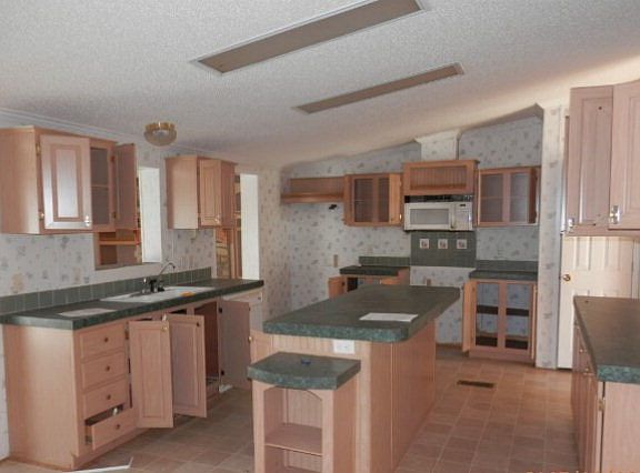 2nd image of 201 Lealand Dr