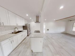 1030 W Macarthur Blvd APT 10, Santa Ana, CA