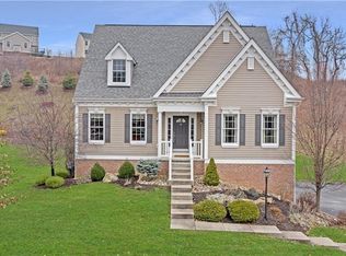 1224 Willowbrook Dr, Washington, PA 15301
