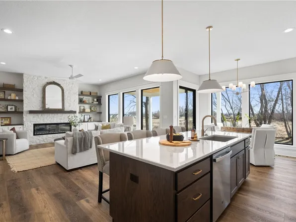 110 NW Wilder Ct, Waukee, IA 50263