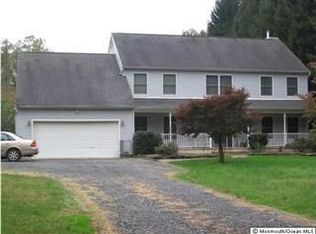 37 Van Tines Ln, Old Bridge, NJ