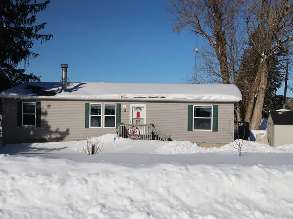 9506 W Mill St E, Saxon, WI 54559