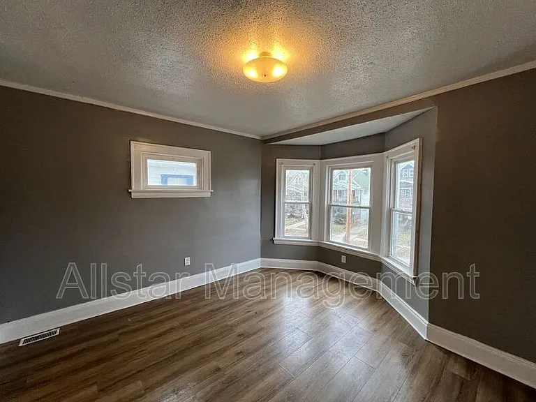 10006 Lamontier Ave #10008 — Photo 9