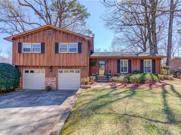2685 Whippoorwill Cir, Duluth, GA 30097