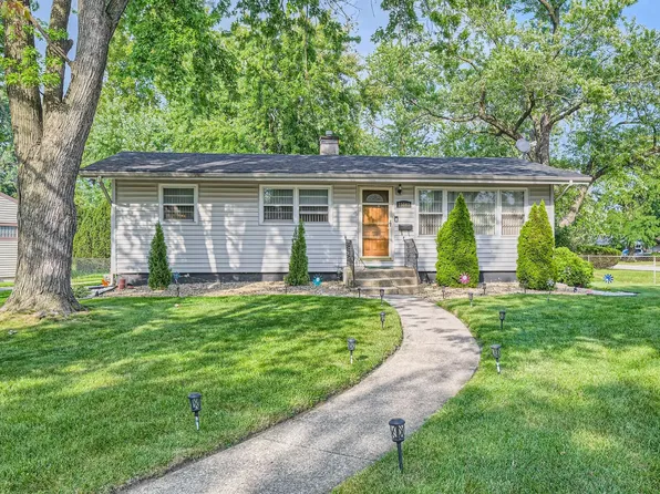 15561 Elm St, South Holland, IL 60473