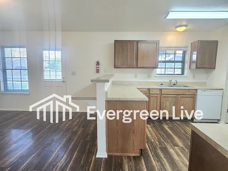4109 Lew Wallace Dr — Photo 6