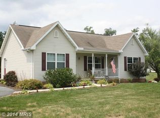 10508 Greenwich Dr, Williamsport, MD 21795