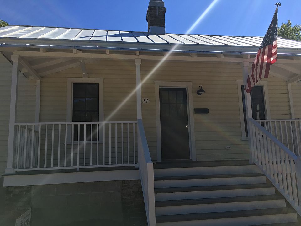 1st image of 24 River Dr