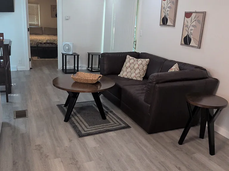 472 Washington Ave — Photo 8