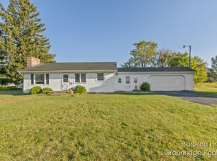 2498 W Mount Hope Hwy, Mulliken, MI 48861