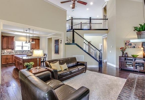 5th image of 3048 Cecil Lewis Dr