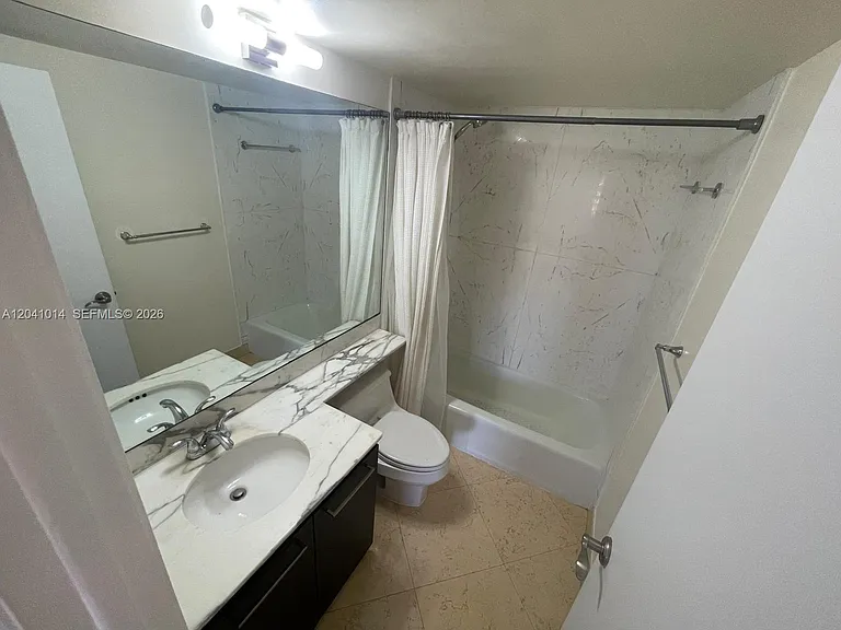 155 Ocean Lane Dr #811 — Photo 7