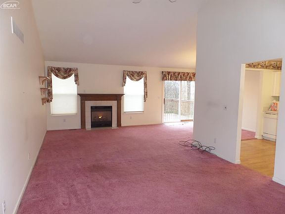4th image of 5022 Sandalwood Dr