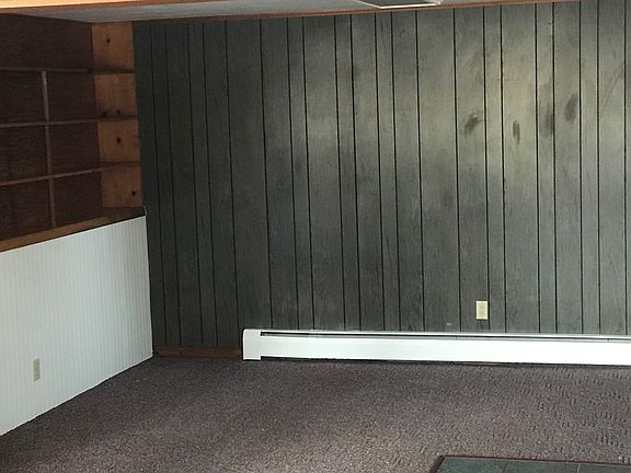 Lower level room