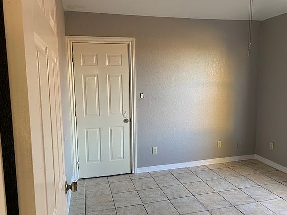 5th image of 3701 Las Quintas Dr #B