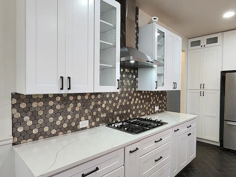 5604 Belton Ln — Photo 12