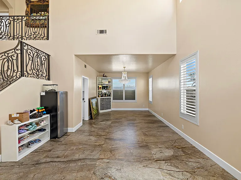 2438 Calle Aquamarina — Photo 10