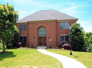 1155 Saint Mellion Dr, Presto, PA 15142